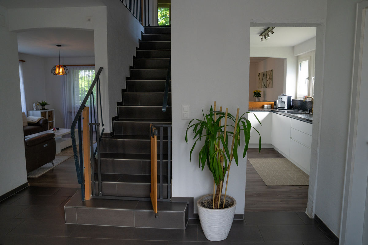 Freistehendes 4.5-Zimmer-Einfamilienhaus mit Garten & Waldanteil - 2